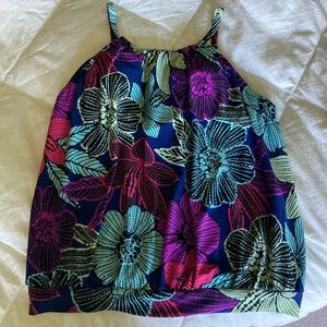 Colorful giant floral tankini top